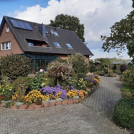 Ferienwohnung Van Den Berg Rees Exterior photo